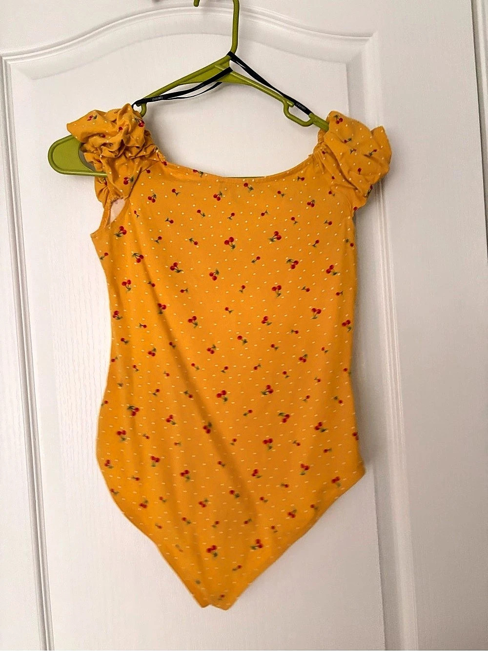 Forever 21 Floral One-Piece Swimsuit Size large Like New
